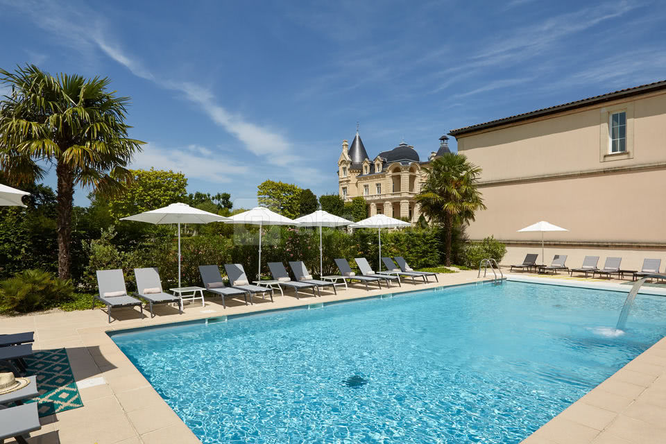 Hôtel Grand Barrail Château Resort & Spa