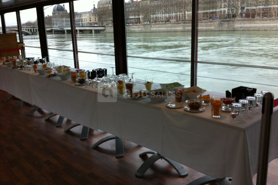 Salle lumière pont supérieur