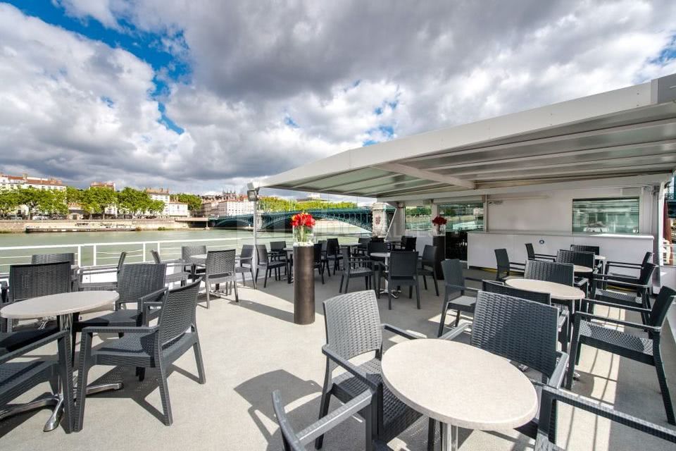 Bateau restaurant Hermes