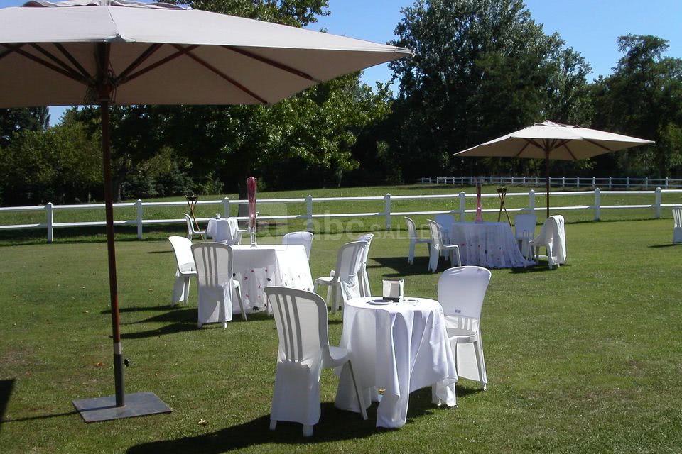 Domaine de larchey*** cocktail extérieur