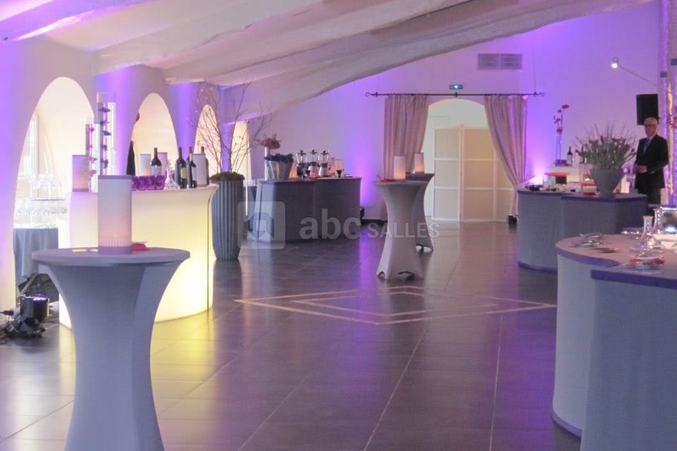 Domaine de larchey*** cocktail intérieur