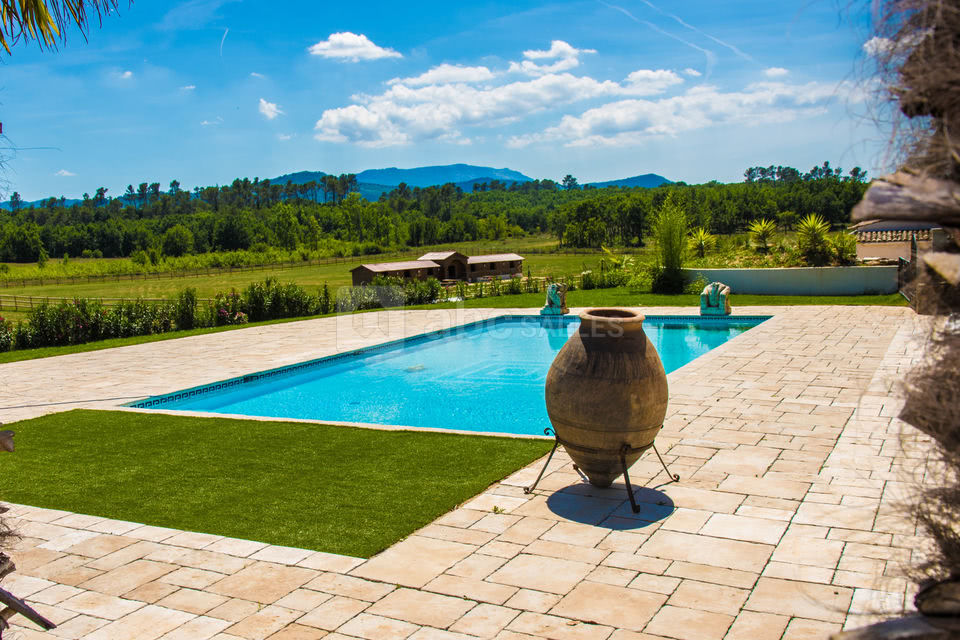 Piscine 17x5m