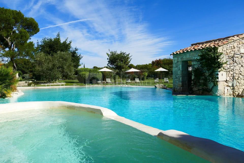 Piscine découverte