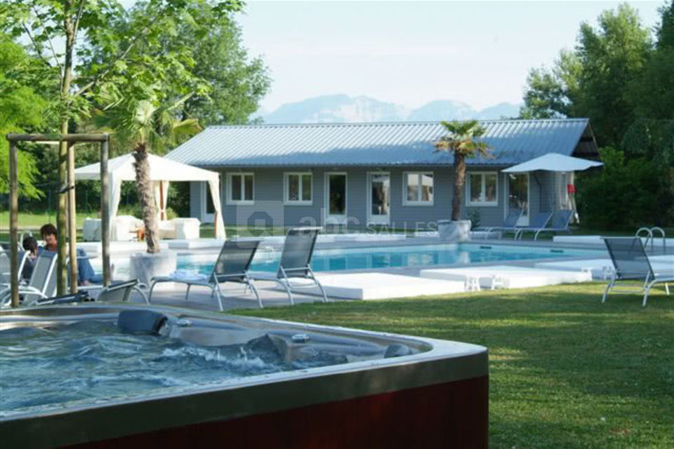 Quality Hôtel Le Cervolan