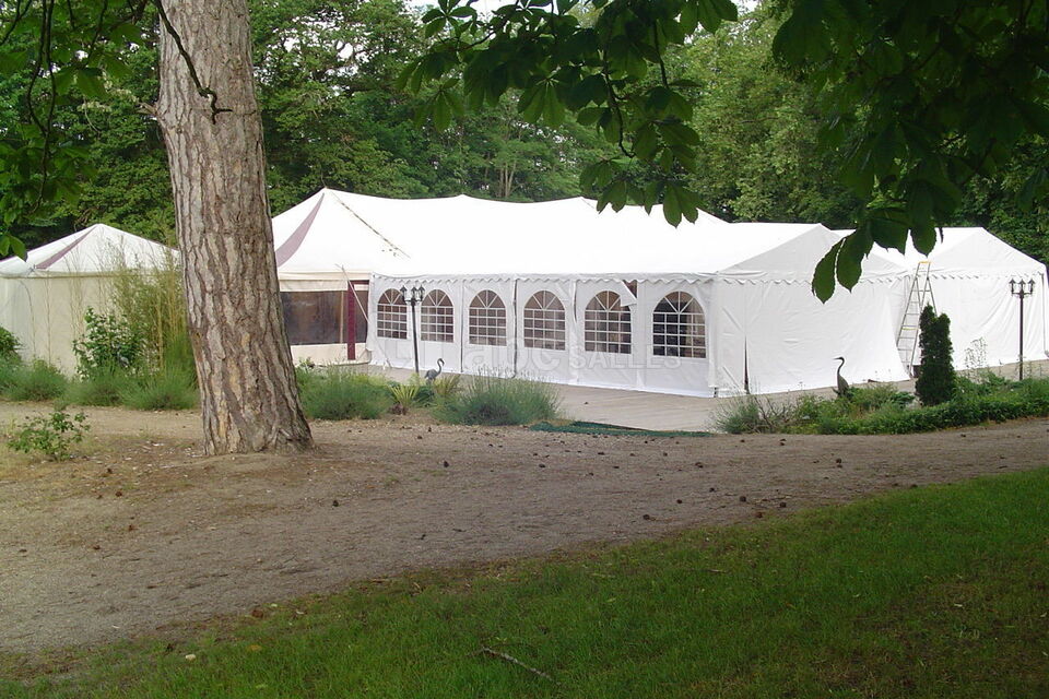 Tente + agrandissement 380 m2