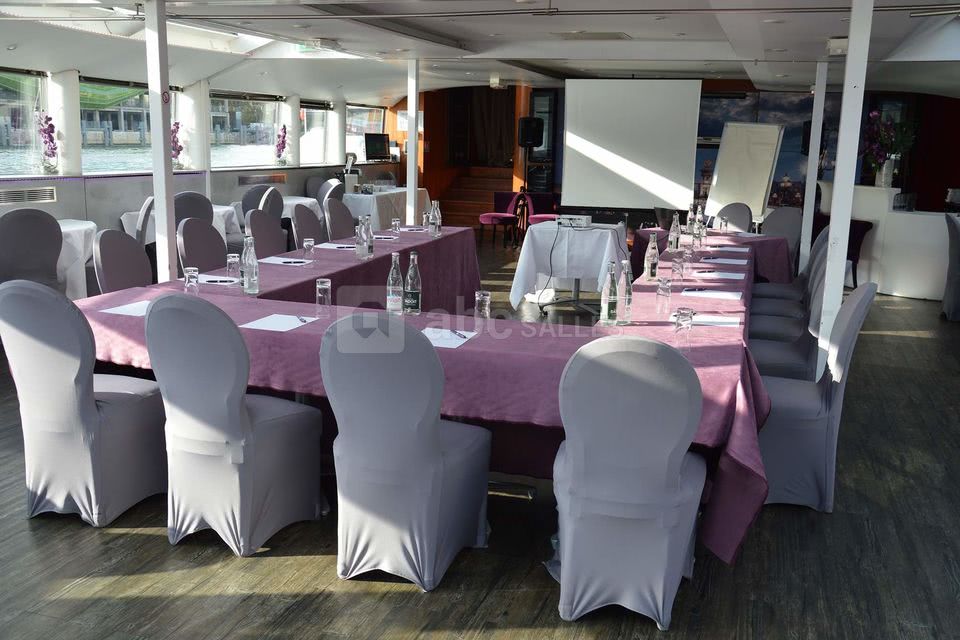 VIP Paris - Yacht Hôtel