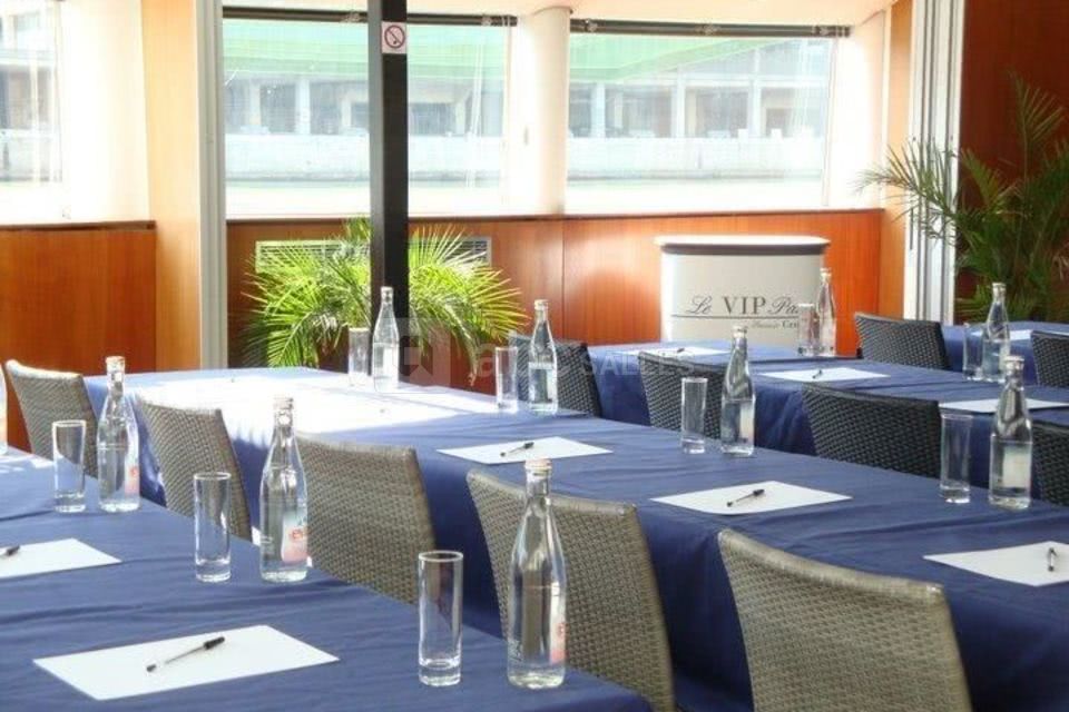 VIP Paris - Yacht Hôtel