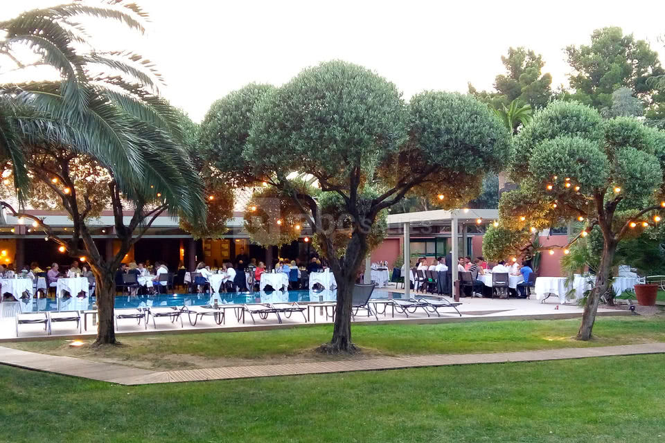 Parc et restaurant