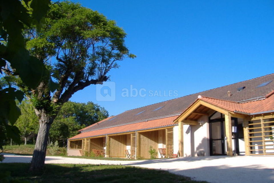 Accueil et entree salle reception