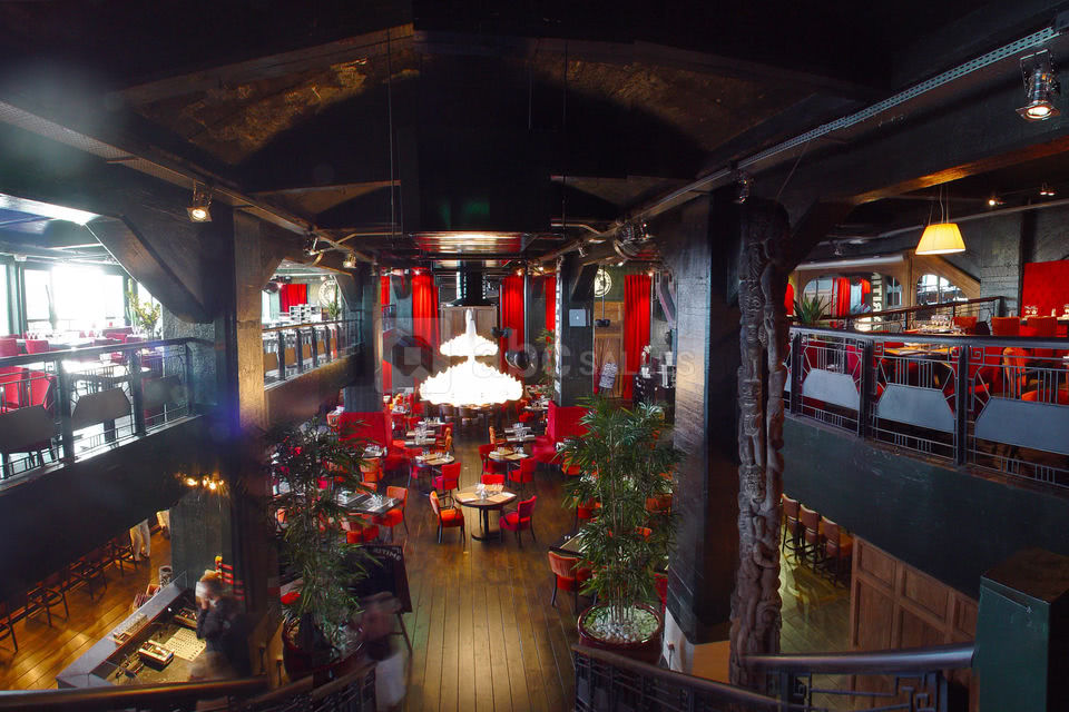 Cafe maritime