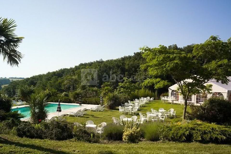Espace parc piscine