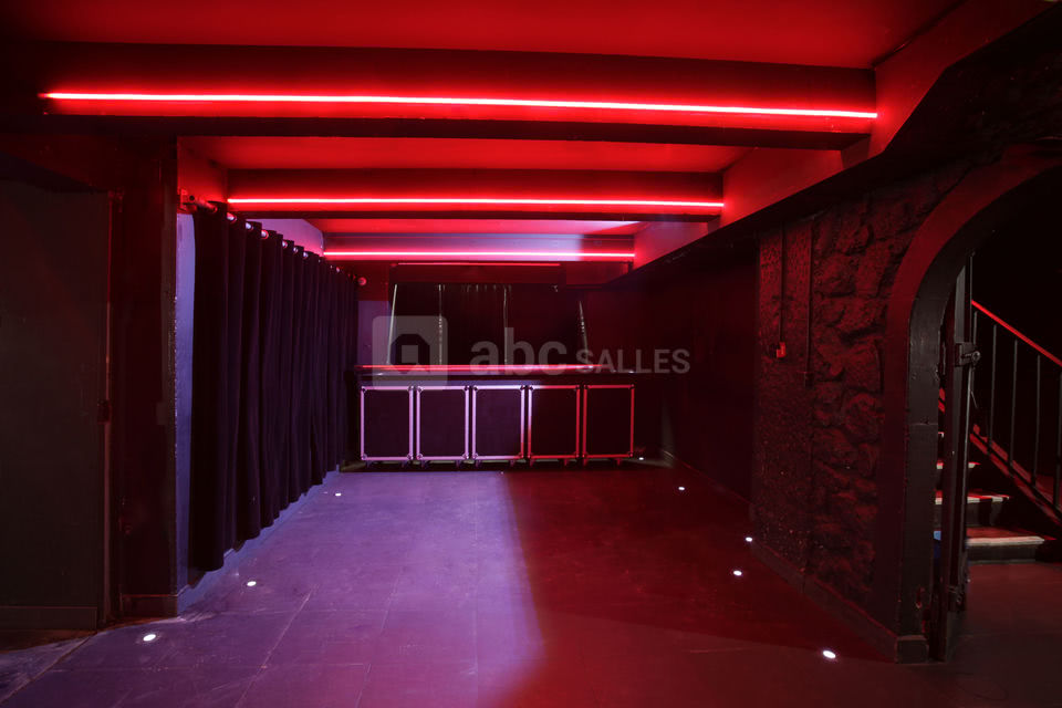 ENTRÉE ET VESTAIRE