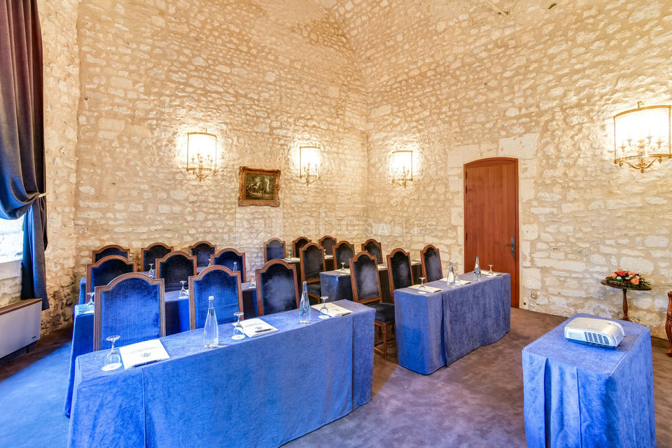 Château de Mirambeau