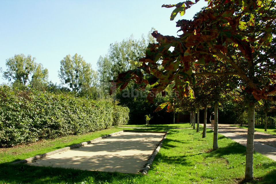 Terrain de pétanque sur la propriété