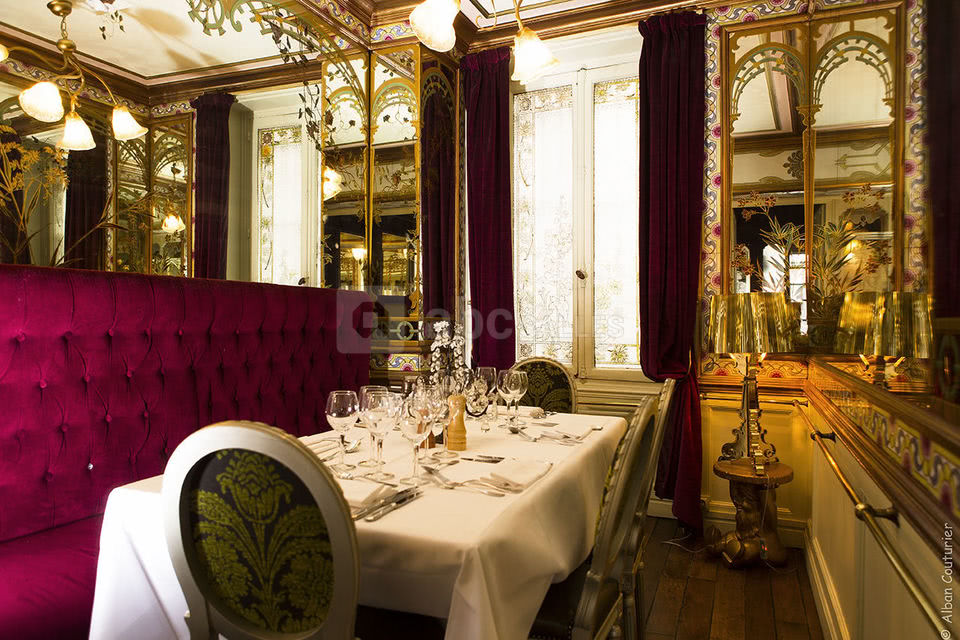 Notre Salon Orient Express - disponible pour des groupes de 2 à 6 personnes