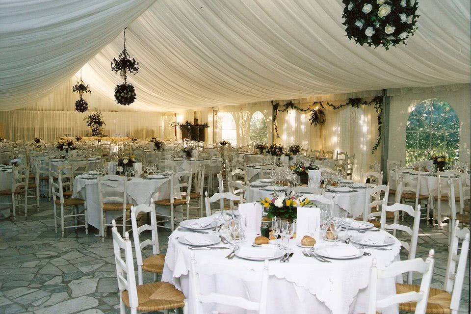 Intérieur du chapiteau