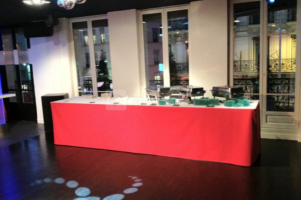 Buffet traiteur au salon lafayette (appartement du 2ème étage)