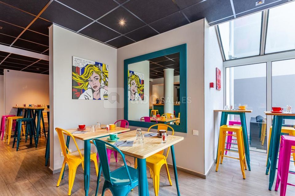 Hôtel Full Colors
