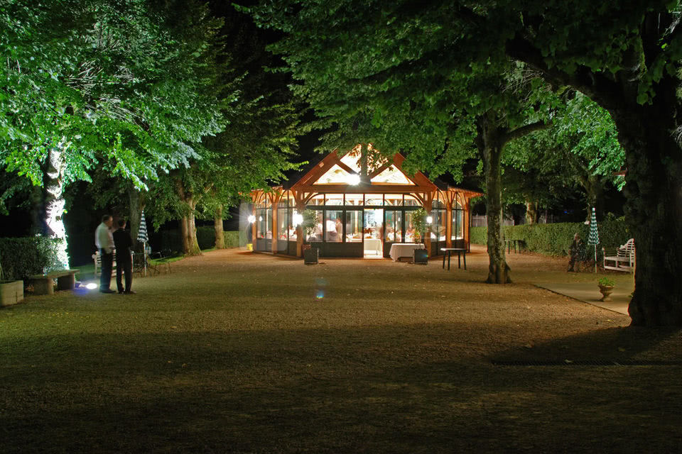 Le kiosque à musique la nuit