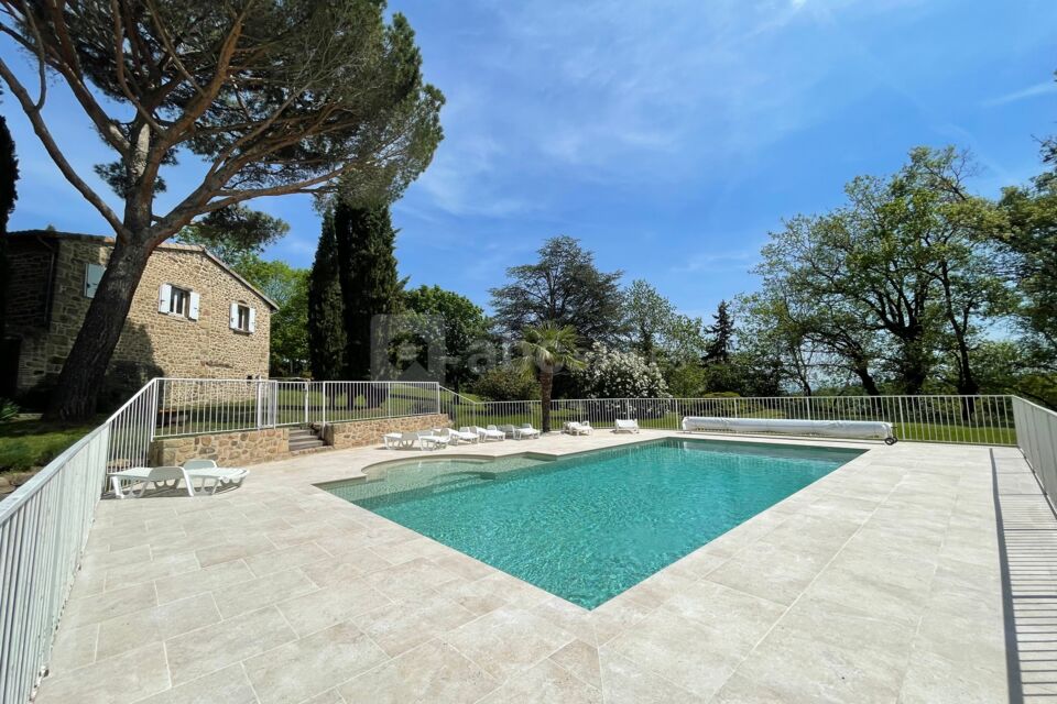La piscine du Domaine de la Griottière