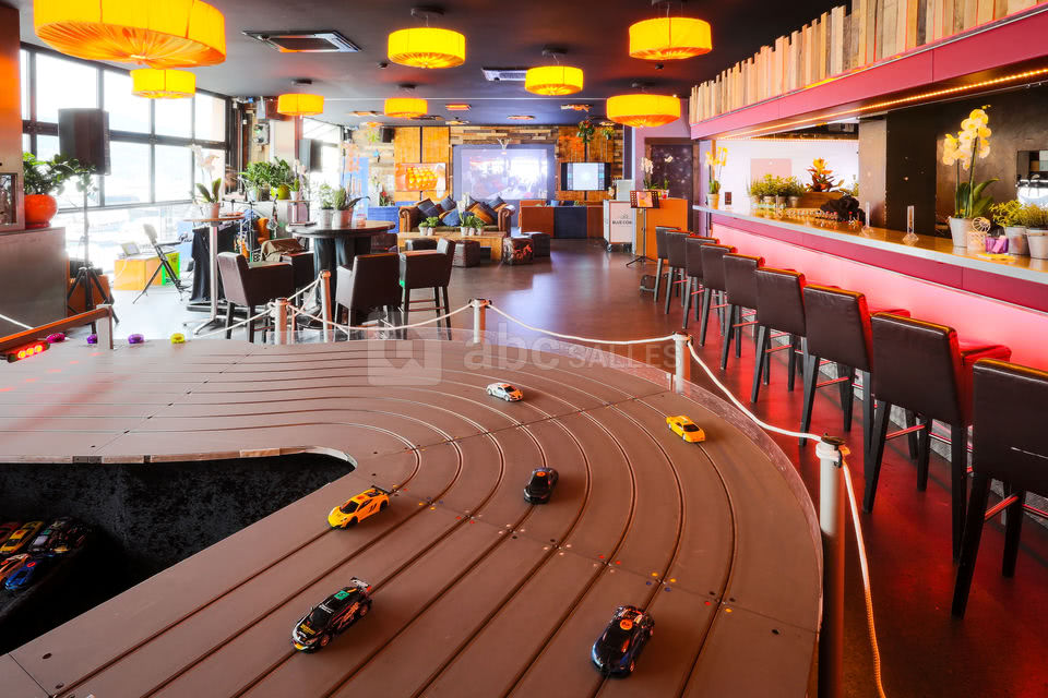 Animation slot racing