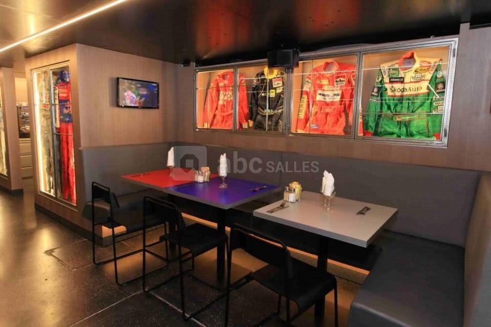Starsnbars