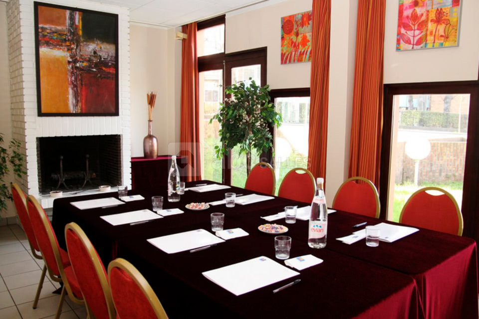 Comfort Hôtel Cachan