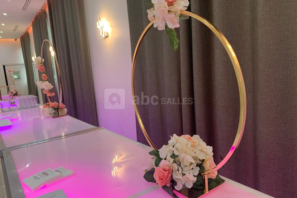 Buffet pour le cocktail d'accueil