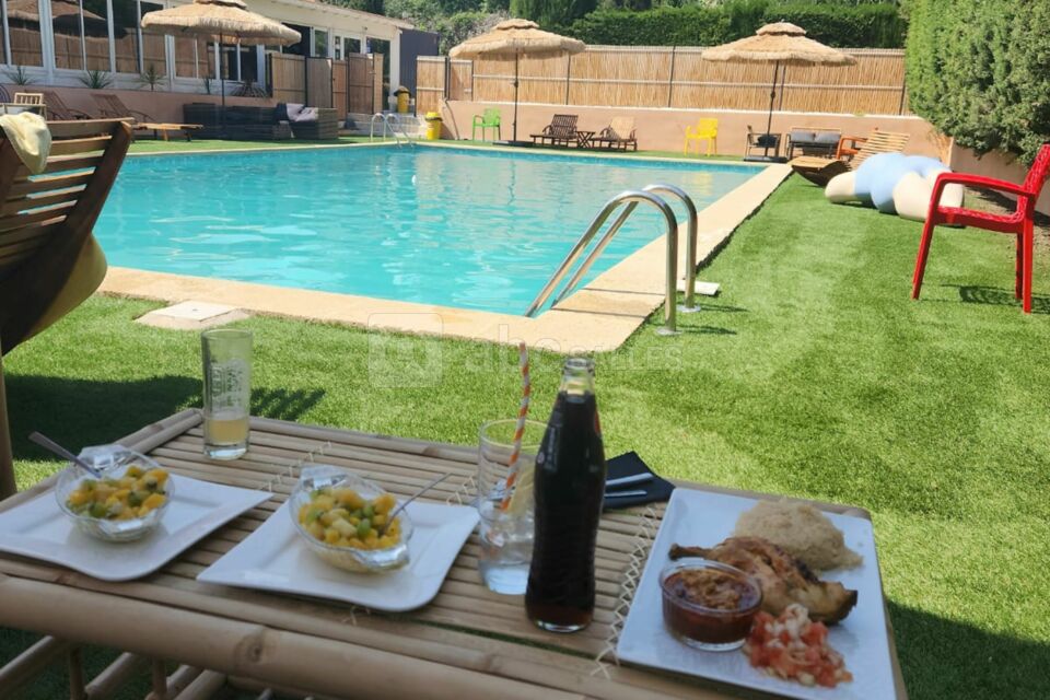 Le Club House