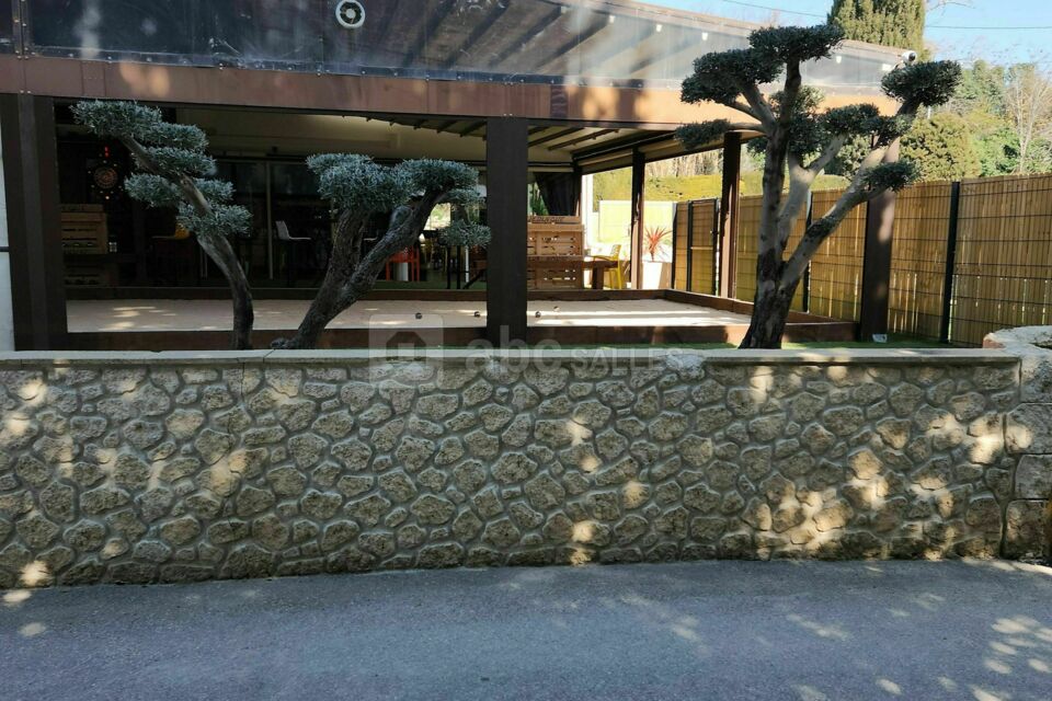 Le Club House