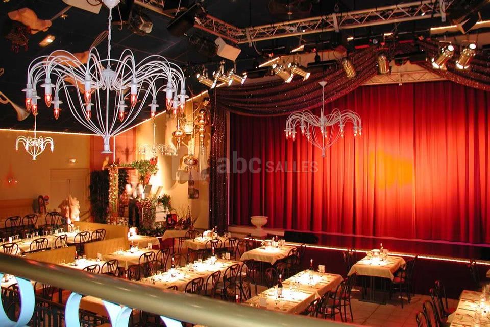 Vue de la salle à l'étage