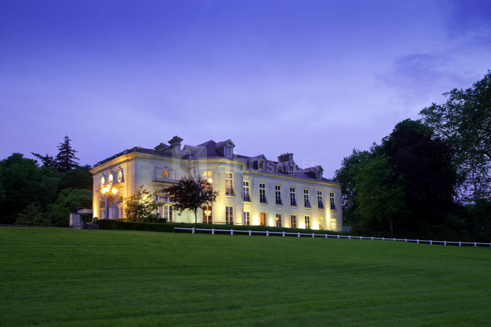 Château de Maffliers de nuit