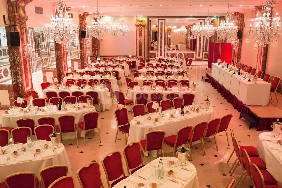 Réunion au salon Monceau