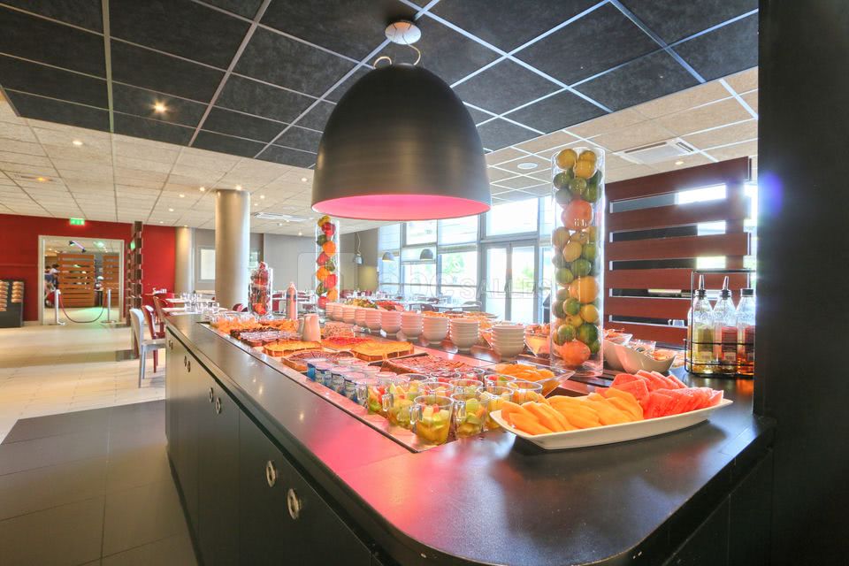 Hôtel Campanile Roissy