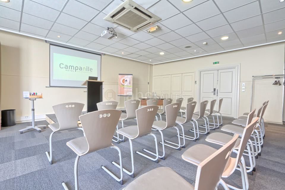 Hôtel Campanile Roissy