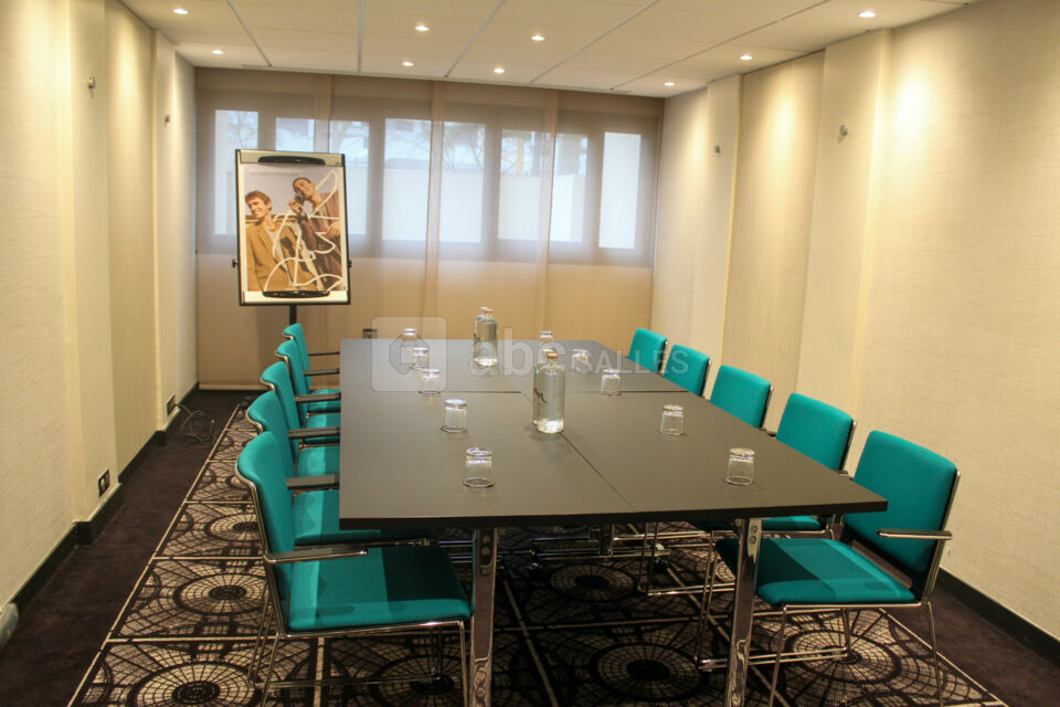 Une salle de 25m²