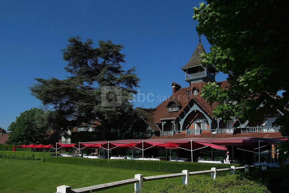 La terrasse du manoir