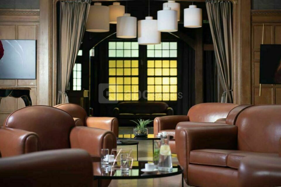 Paris Country Club - Le Manoir