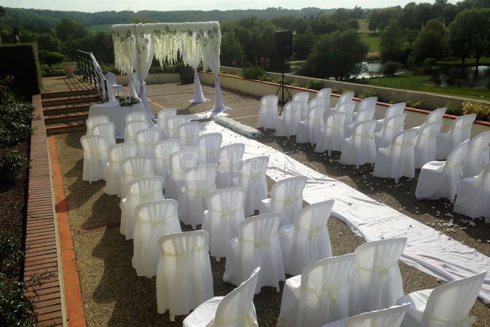 CEREMONIE LAIQUE