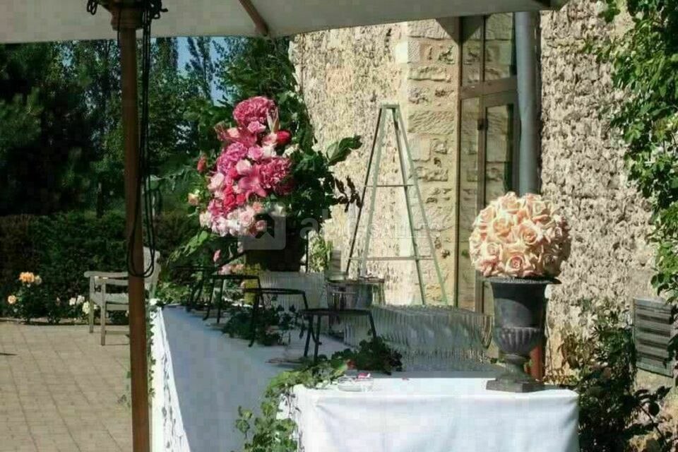 Manoir de Corny