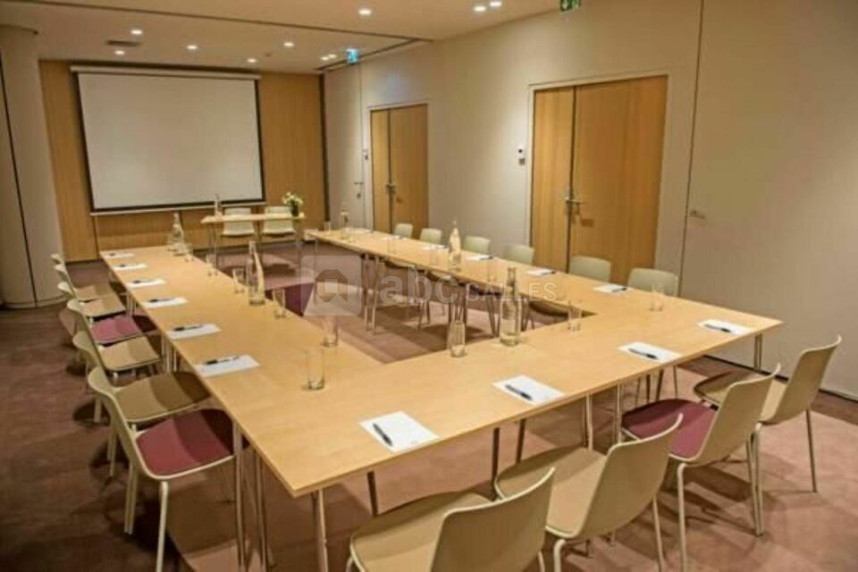 Étoile Business Center