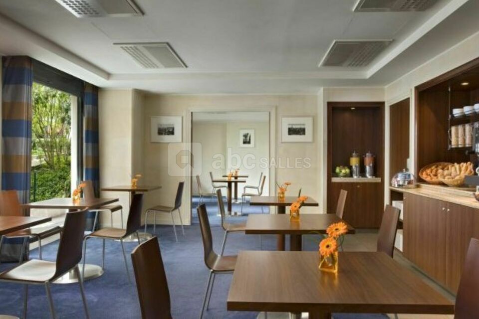 Citadines Paris La Défense