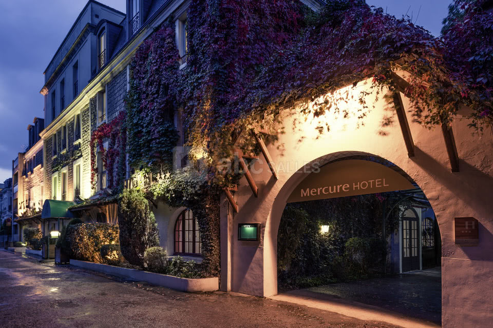 Façade de nuit