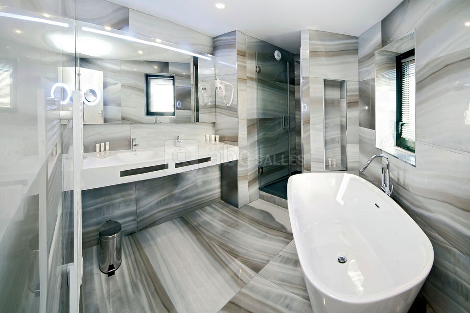 Qualys Hôtel Inn Nanterre - La Défense