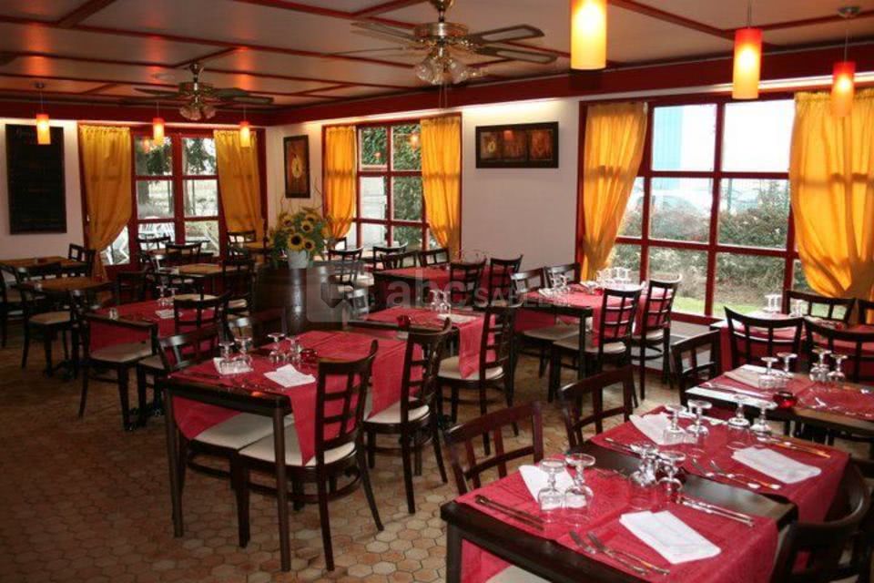 Hôtel Grill Le Coudray-Montceaux