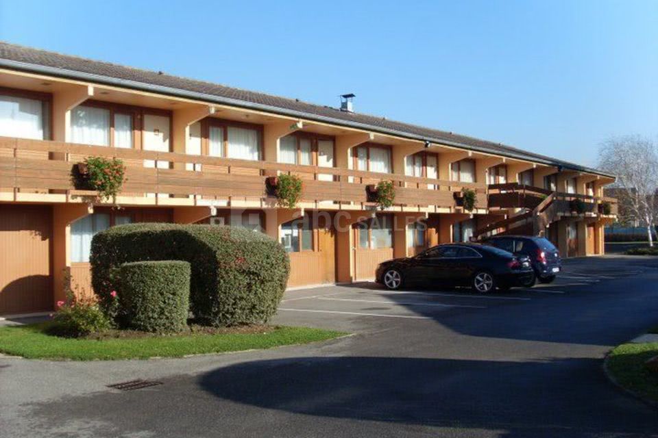 Hôtel Grill Le Coudray-Montceaux