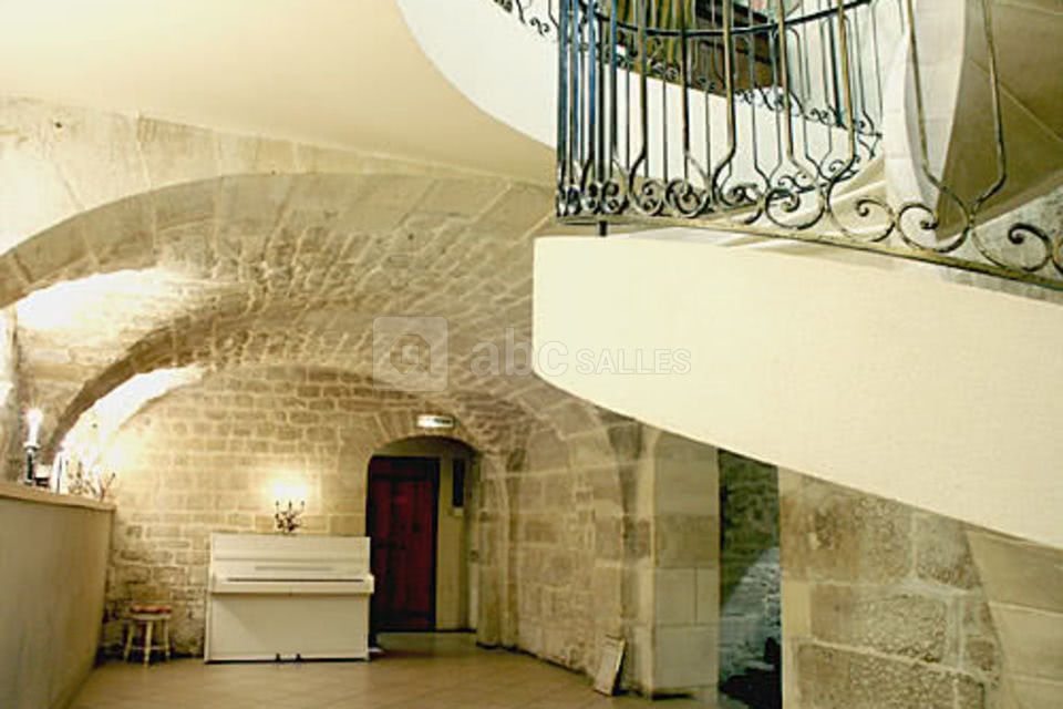 Salle bas 6