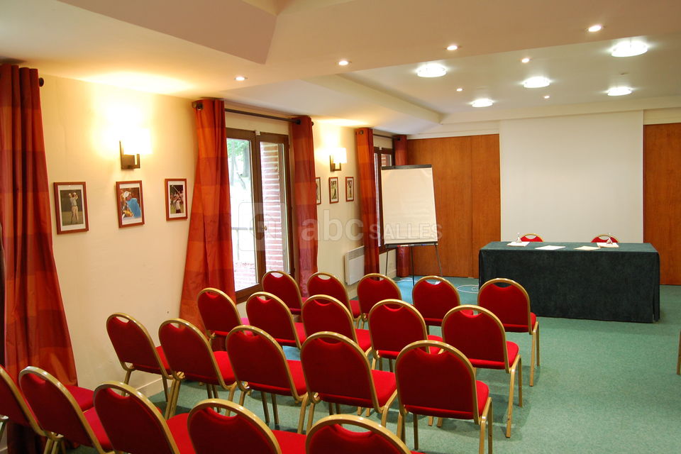 Une salle de séminaire