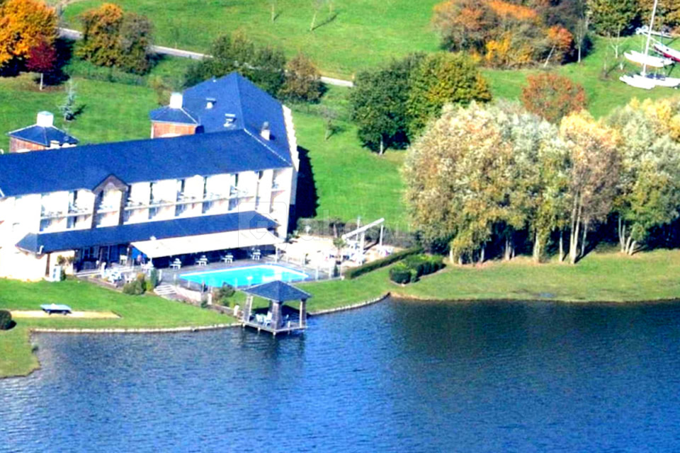L'hôtel du golf de l'ailette vu du ciel