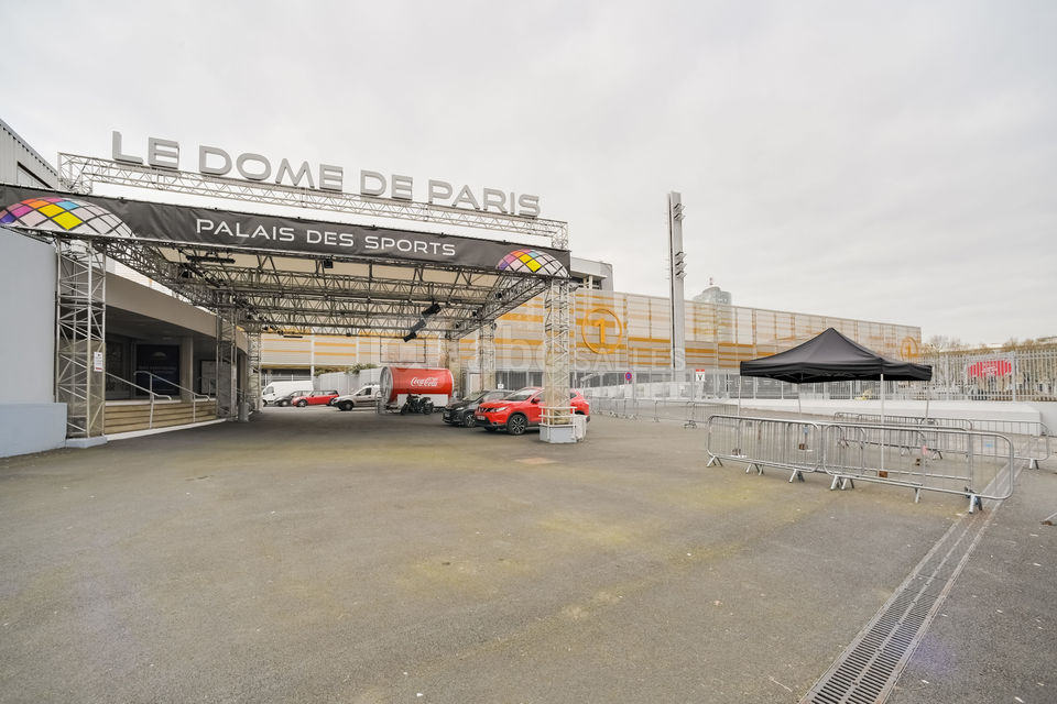 Grand Parvis - possibilité Barnum Tente